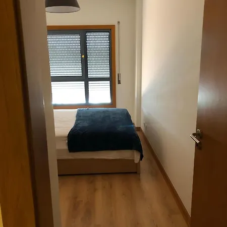 Apartamento Inteiro, Simples E Luxuoso, 13 Piso.