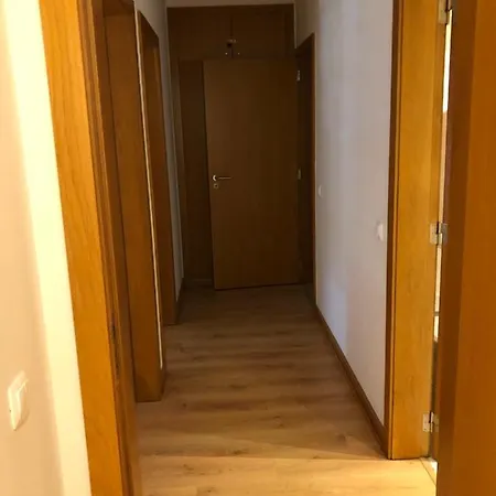 Apartamento Apartamento Inteiro, Simples E Luxuoso, 13 Piso. *