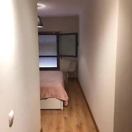Apartamento Inteiro, Simples E Luxuoso, 13 Piso. Apartamento